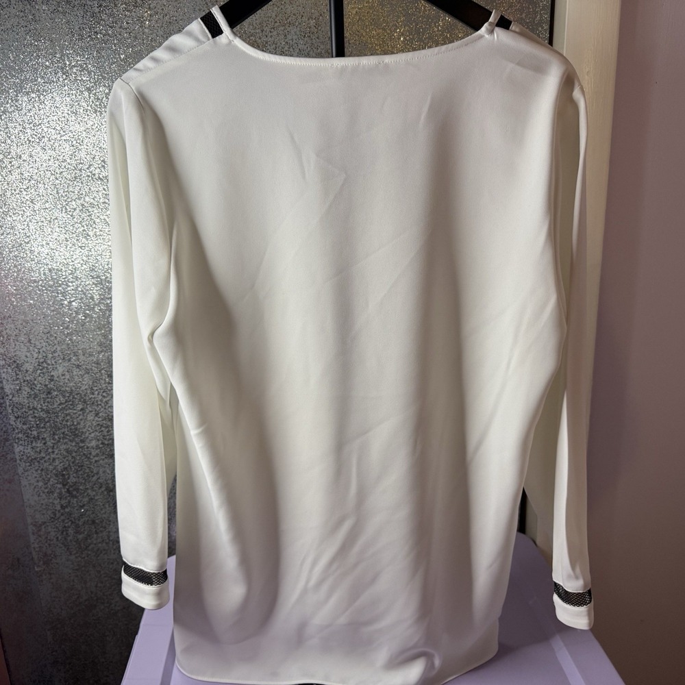 Calvin Klein Size Medium V-Neck Blouse Mesh Trim Gold Buttons Business Casual - Picture 7 of 8